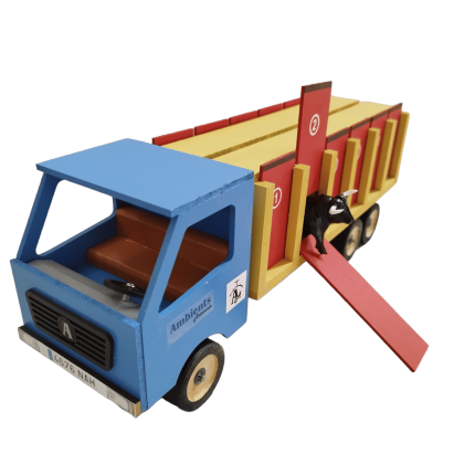camion transporte toros 2