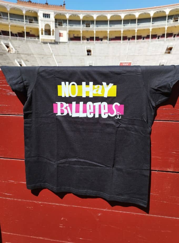 Bombero efectivo En realidad No Hay billetes Bullfighting T-shirt - Spanish Fashion