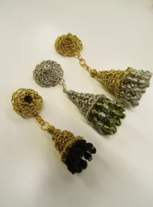 Broche Artesanal Machos de Alambre