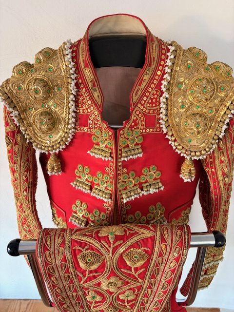 Habit de Lumière Rouge et Or